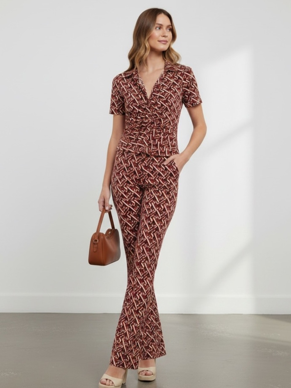 Red 2 piece pants set - Picture 1 of 8